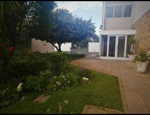 2 BEDROOM PROPERTY TO RENT IN BERGVLIET